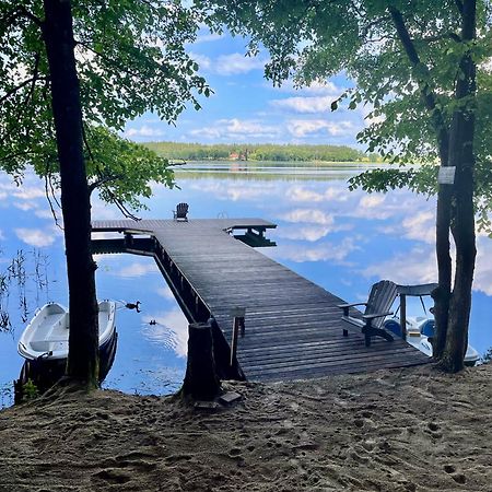Mazursko - Komfortowe Apartamenty Nad Jeziorem, Sauna, Kominki Na Parterze Кретовіни Екстер'єр фото
