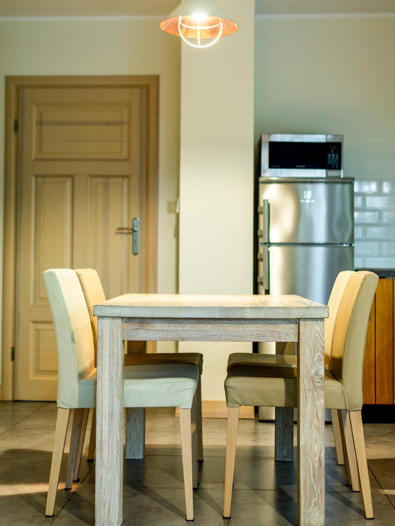 Mazursko - Komfortowe Apartamenty Nad Jeziorem, Sauna, Kominki Na Parterze Кретовіни Номер фото
