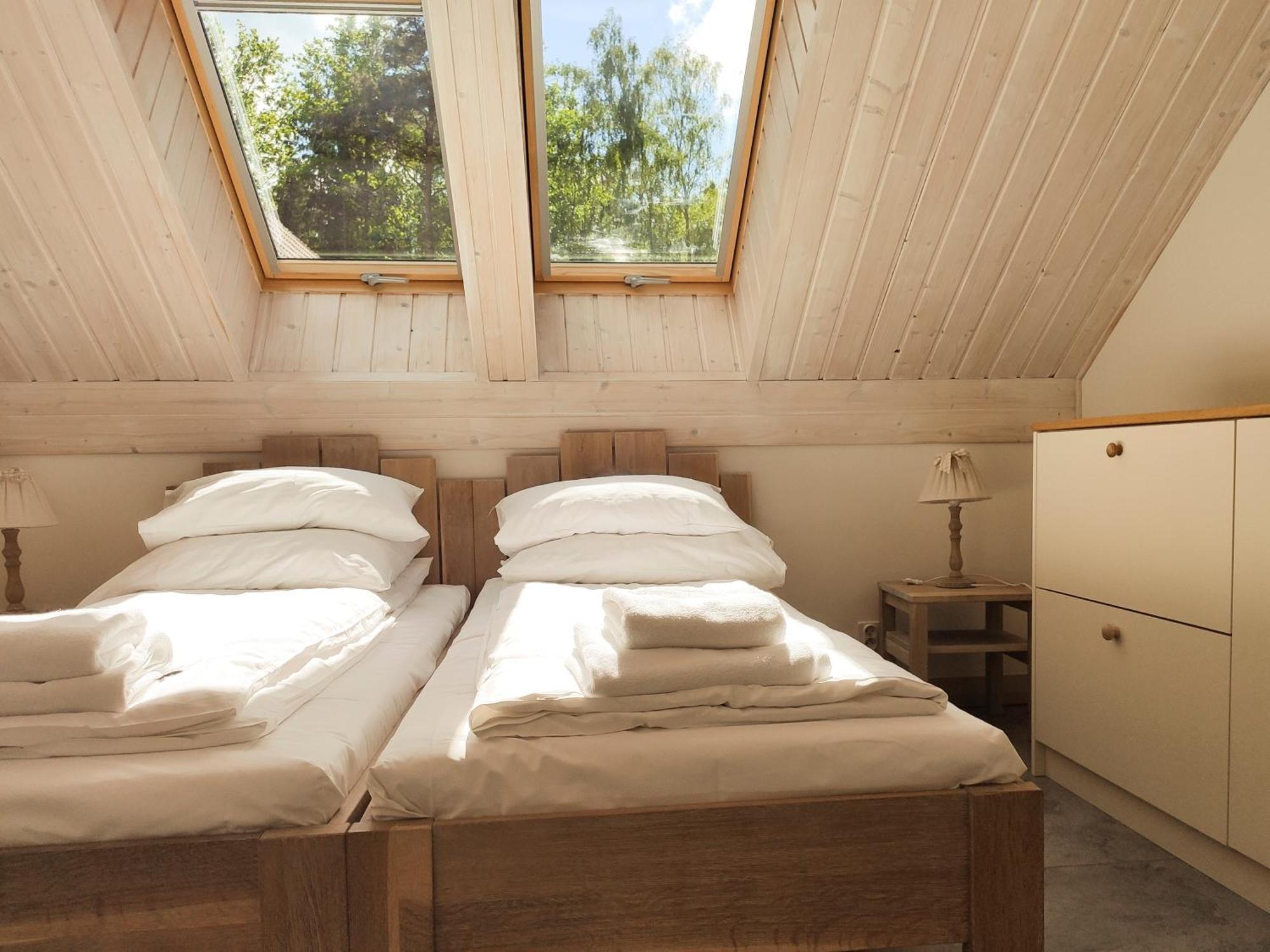Mazursko - Komfortowe Apartamenty Nad Jeziorem, Sauna, Kominki Na Parterze Кретовіни Номер фото