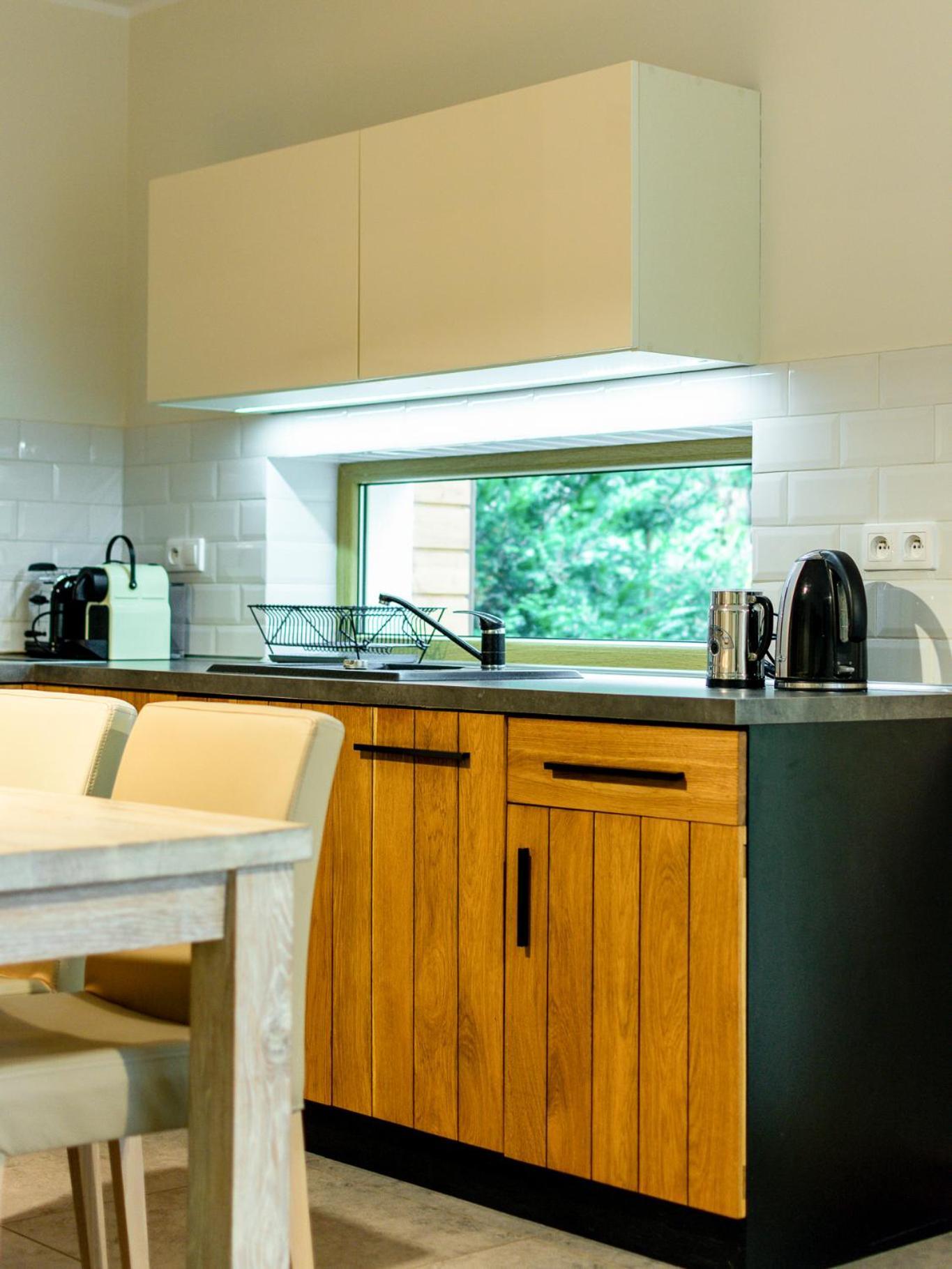 Mazursko - Komfortowe Apartamenty Nad Jeziorem, Sauna, Kominki Na Parterze Кретовіни Номер фото